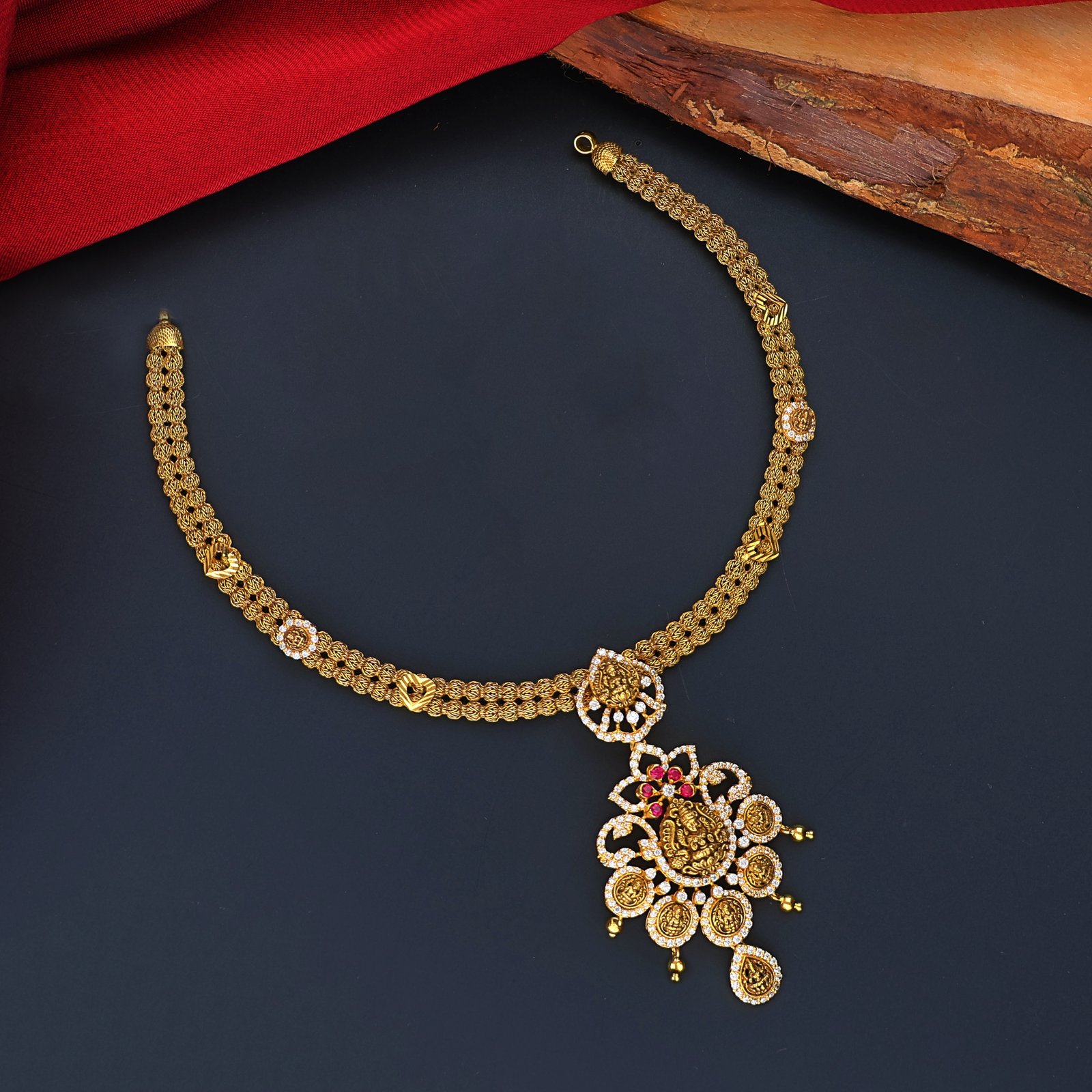 FANCY STONE NECKLACE